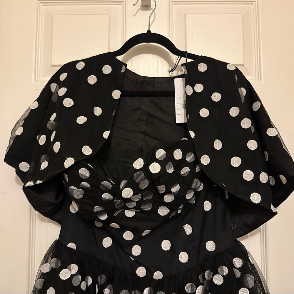 Elegant Black and White Polka Dot Dress - Picture 13 of 16